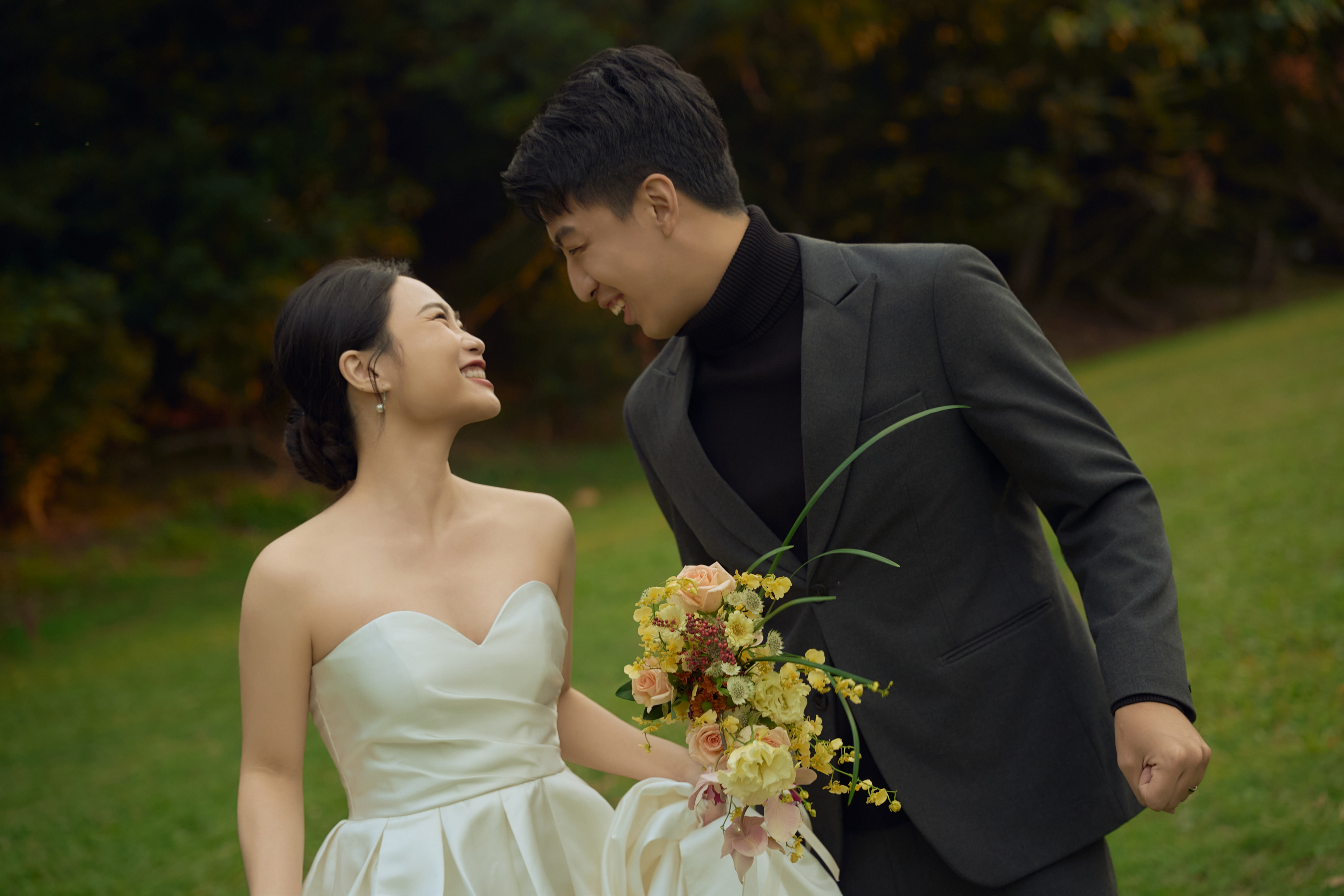 廷諺與郁晴的婚紗照